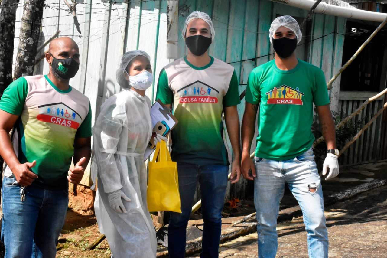 Camacã: Equipe da Secretaria de Assistência Social entrega cesta básica em Novo Itamaraty e Zona Rural